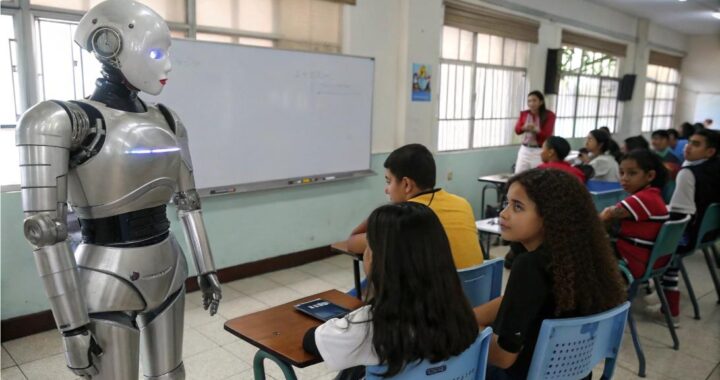 Inteligencia artificial revoluciona la educación superior en Colombia