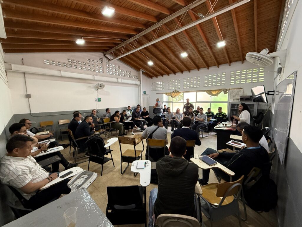 Nuevas Escuelas Inteligentes para Robledo