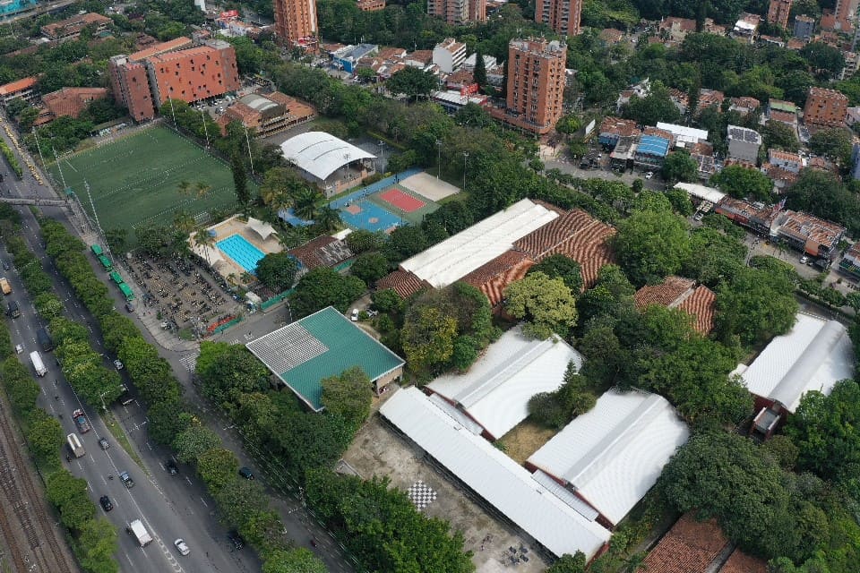 Medellín- avanza- en -la- infraestructura- educativa