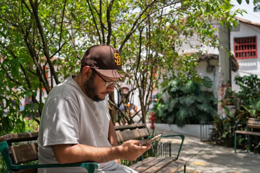 Medellín suma 411 puntos wifi y fortalece su conectividad