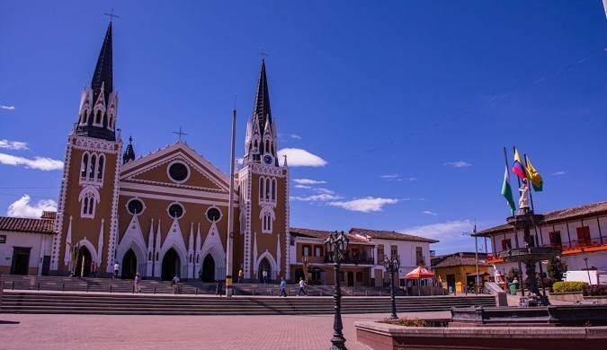 Abejorral_el_destino_que_desafia_la_gravedad