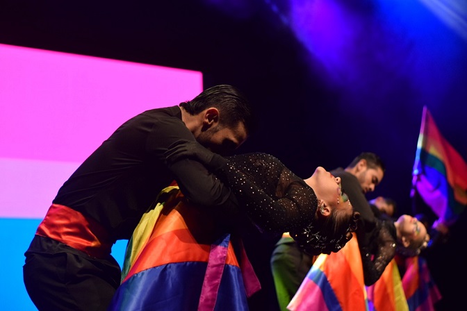 Celebran_el_orgullo_para_toda_la_vida_en_Medellín_