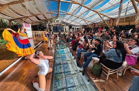 Familia de Mil Colores, celebra la diversidad en Medellín