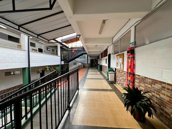 Nuevas_aulas_en_los_colegios_de_San_Cristobal