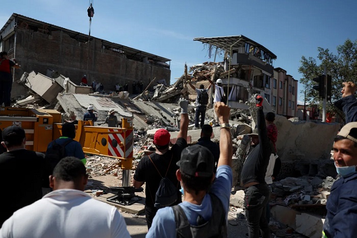 Revision_de_estructuras_gratis_tras_terremoto_en_Colombia